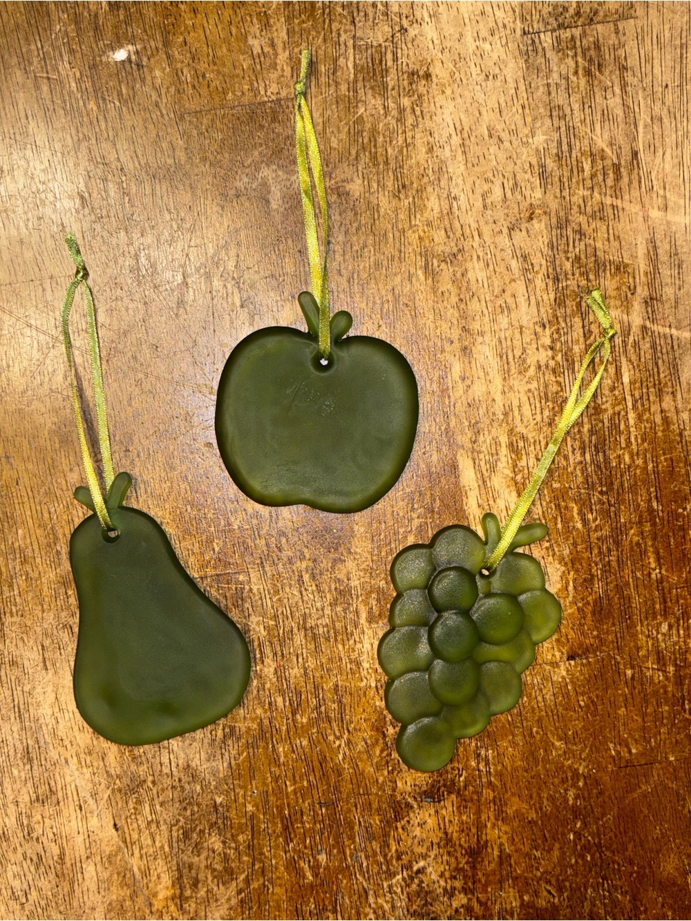Frosted Green Glass Fruit Ornaments Pear Apple Grapes Set Vineyard Kitchen Decor
